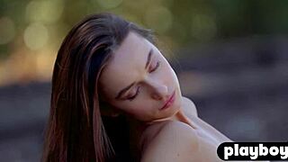 Slim Brunette Gloria Sol Shows Hot Body And Enjoyed Outdoor Posing Session