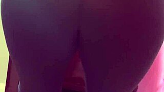 i like that mature gringa with good ass