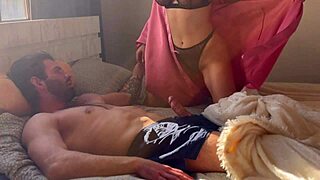 Mature milfs squirt on face and ride cock after car help in bedroom