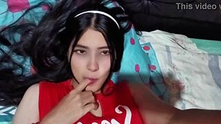 Vaquera with tight pussy makes him cum inside homemade