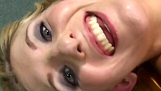 Lonely milf Vivian sucks dick for new job