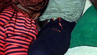 फार्मर जंगल की बारिश में चोदता है