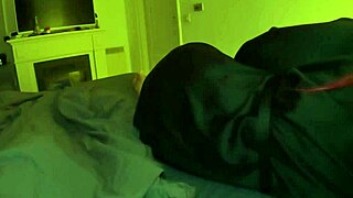 Stepmom Shares Bed With Stepson For Deepthroat And Anal