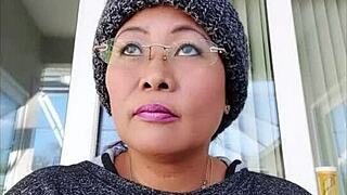 Misty Summers Presents Luvgr8sex With Asian Slut Handjob