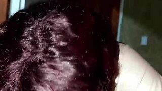 सबसे हॉट सौतेली मां पति के जाने पर चुपके से सौतेले बेटे को चोदती!