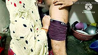 Desi Bhabhi Hints At Hardcore Kitchen Fucking With Banana.