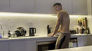 यास्मिना खान के साथ किचन में अच्छी रेसिपी बना रहा हूँ 😊