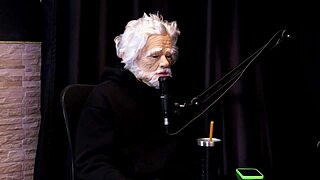 Alice vasconcelos exhibits her tits and sits on fat guy despite no anal