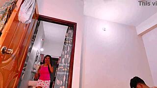 दो भूरी सौतेली बहनों को सौतेले भाई से बड़े लंड से गुदा में जोर से चोदा और कमशॉट