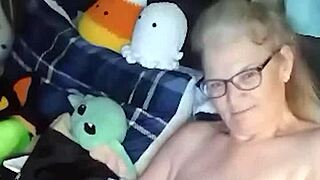 hot mature naked yoga then masturbates