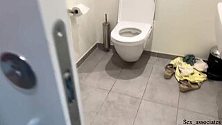 naive stepmom gets first anal creampie from stepson