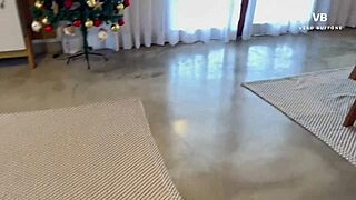 I took a direct creampie in my vagina as the Argentinian stepmom