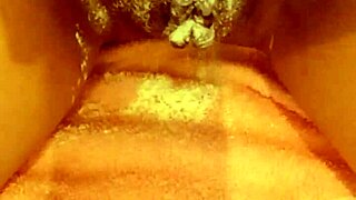 I love the sensation of talcum powder