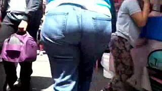 Look at that milf's big ass in jeans on the street