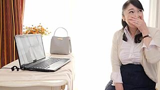 Passionate Return of Sixty-Year-Old Wife Harada Kyoko in Intimate Asian Threesome