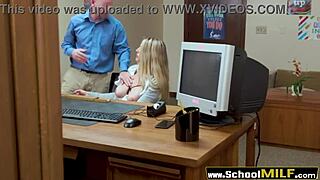 हाय ब्लोंड मिल्फ प्रिंसिपल से स्कूल की बातें www schoolmilf com पर