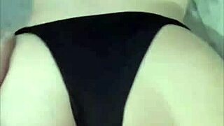 डोना मैरी वाइल्ड बॉसी लैप डांस देती है सिंगल क्रेजी लेडी के रूप में!