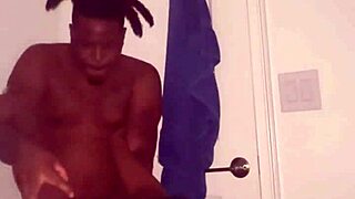 Slimpetite 18+e Shower Sex