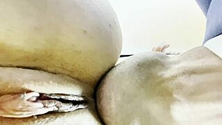 Briseida Myers performs rimming action in stockings for first-time amateur anal close-up