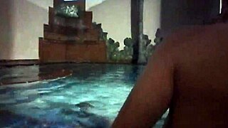i hit my buddy's old lady from brazil in the florida pool during a homemade session with this mature milf wife slut young usa amateur couple lady