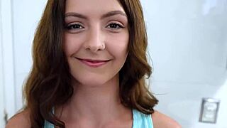 Doing This Quick Blowjob On Big Cock Cause You Need To Hurry