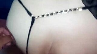 Zorrita Esta con Su Menstruación y Le Doy por La Vagina y por El Culo