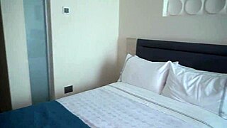 Big ass Indian girl with natural tits gets seduced by sexy guest for couple sex in hotel