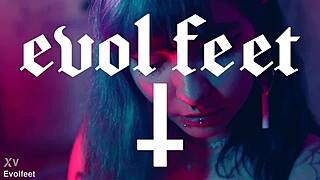 Jerk to My Pretty Small Feet in Fetish Tickling Session