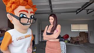 How Did Lola Pearls Garage Sale Turn into Hardcore Blowjob and Cumshot with Big Tits Brunette?