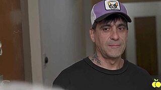 husband tightwad so i handled the tip