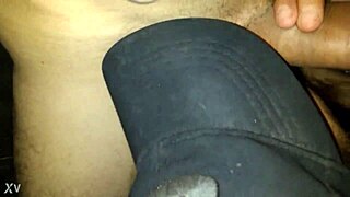 वे मुझे इस ओरल मम्मी सीन में रिच ब्लोजॉब देते हैं।