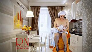 Pantyless Cinderella Sews?