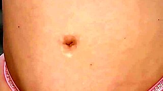 La mejor receta de mi suegra �tanga culo grande y mucho calor mi suegra cocina en tanga y me deja hambriento con sus nalgas de infarto