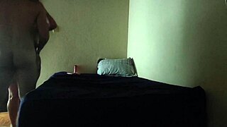 i gave a happy ending massage who else wants one with my big cock