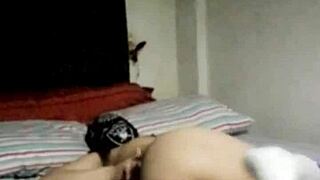 What secrets does flexible Pinay Loulish0313 hide in her solo moves?