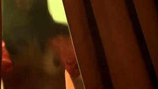 Let's admire this Indian beauty dancing solo in grace