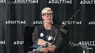 Five Years Gone But That Grip Still Works Effectively - Sophia Locke Bree Mills