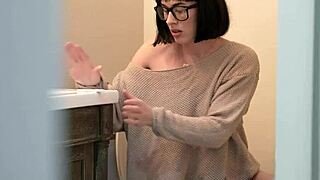 i'm a desperate stepmom olive glass trying to steal some seeds alone