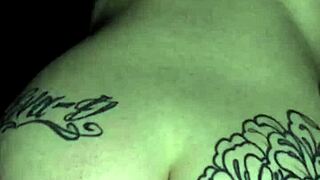 neon flamingo s5 with european milf in public outdoor action?