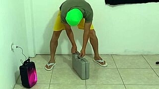 oy CUMPLIRE mi gran FANTASIA watching my hijastro in gym aerobics