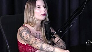 Ruiva Safada Shows Huge Tits After Sharing Exhibitionist Past. She Joined Casa Das Pimentinhas And Plans Carnival Samba!