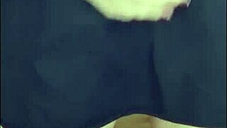 Choosing Something Hot for Gym Karina and Lucas