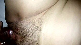 दिलेर पड़ोसी रंडी के साथ हॉट चुदाई एक्शन