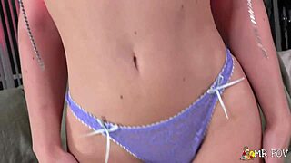 Milf Slimthick Vic wraps her shaved pussy around lovers big cock in hardcore ride 😍