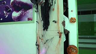 Hot Woman Catches Guy At Halloween Party For Deepthroat Cowgirl And Rough Riding Sex!