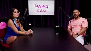 WOW, this loira safada gives boquete to negão after he plans GANG BANG and says mulher safada gives work - Lucas Ferraz on sheer red!