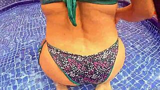 catching huge ass stranger at pool for rough cock pounding in wet pussy