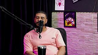 WOW, this loira safada gives boquete to negão after he plans GANG BANG and says mulher safada gives work - Lucas Ferraz on sheer red!