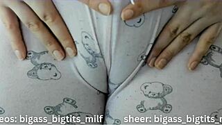 Colombian curvy milf spreads big pussy lips in cameltoe pajama close-up