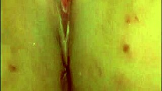 Amateur Milf Fingering Herself In Close Up